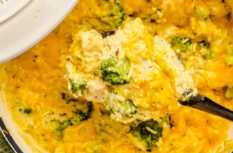 One Pot Chicken Broccoli & Rice