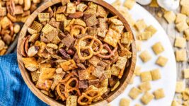 10 Snack Ideas for Movie Night