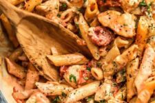One Pot Chicken Pasta