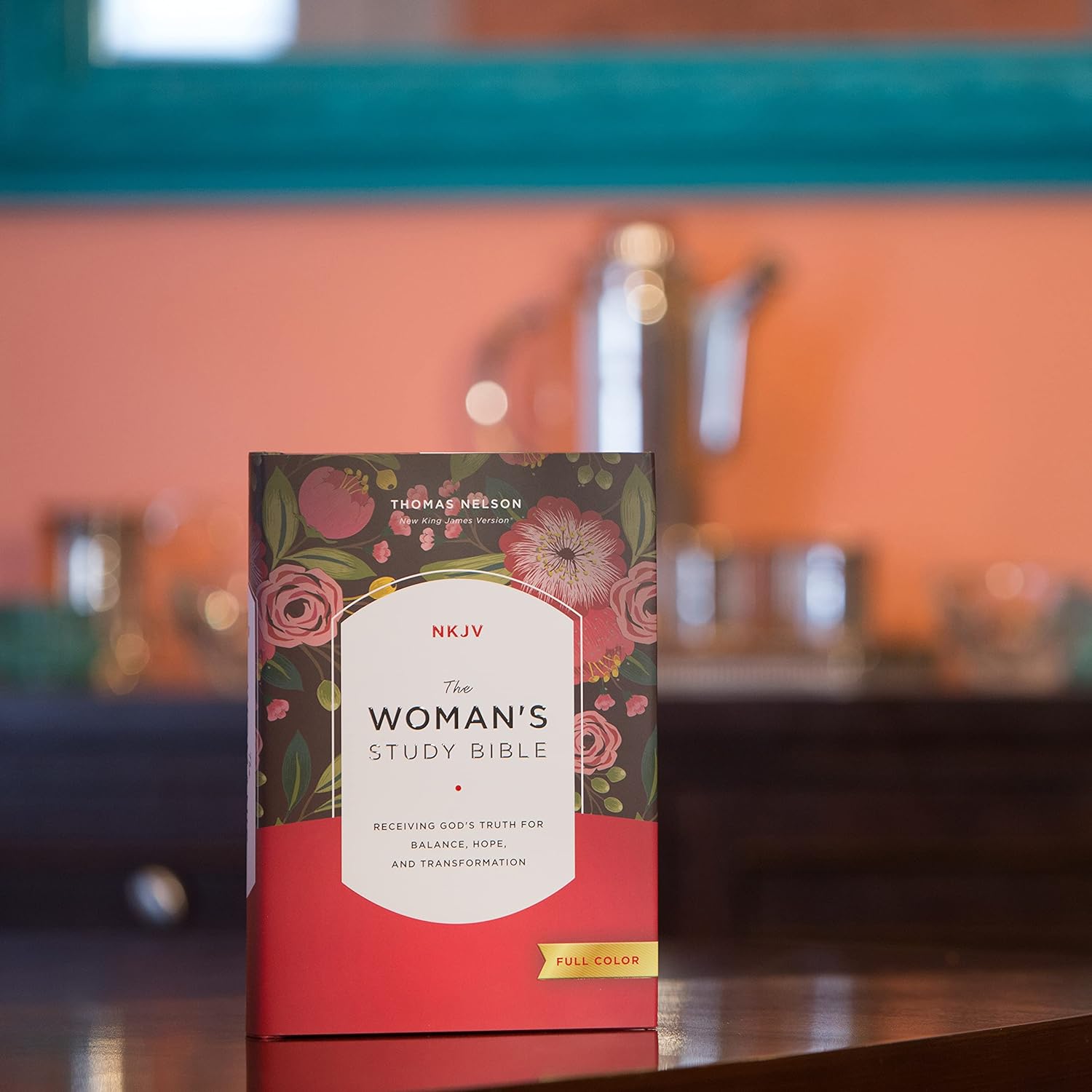 NKJV, The Woman's Study Bible, Hardcover, Red Letter, Full-Color Edition: Receiving God's Truth for Balance, Hope, and Transformation - Image 5